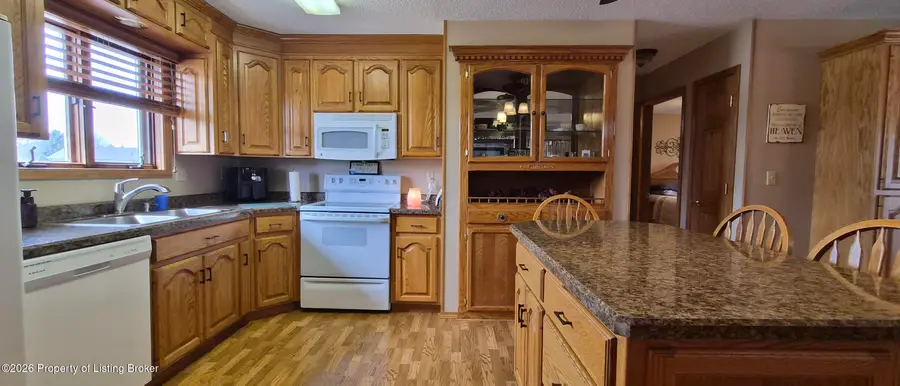 837 13th Street, Dickinson, ND 58601 - #3