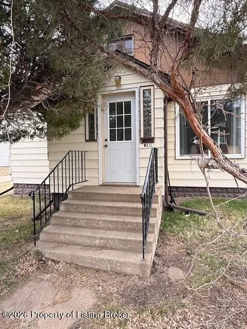 430 Sims Street, Dickinson, ND 58601 - #3