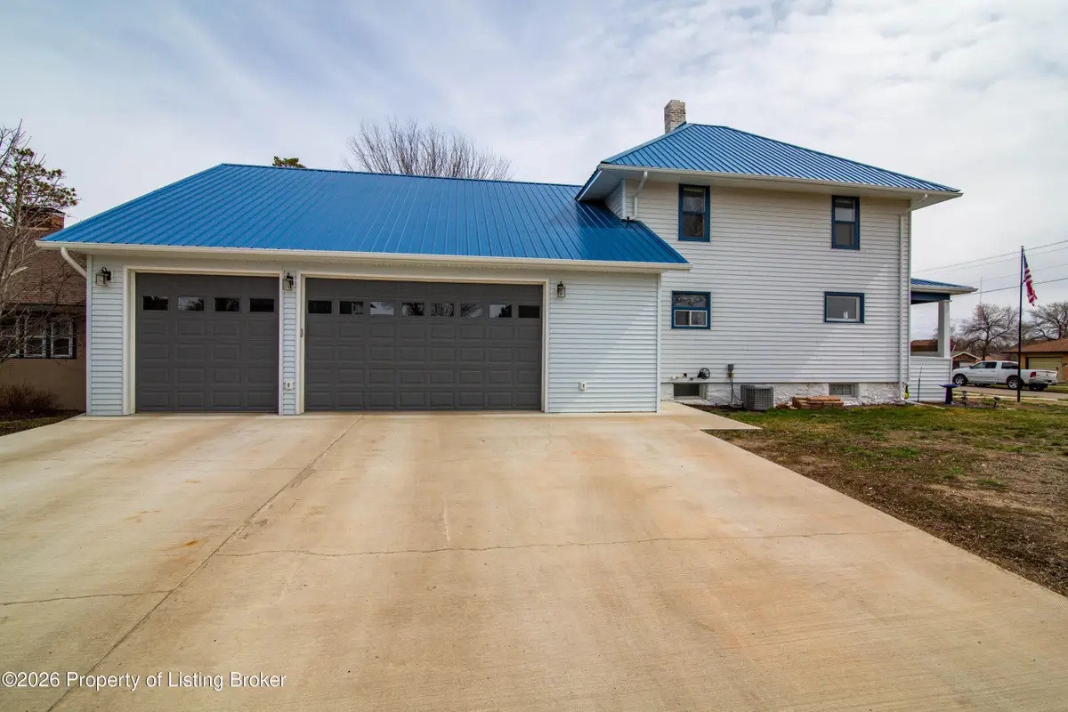 408 1st Street, Bowman, ND 58623 - #1