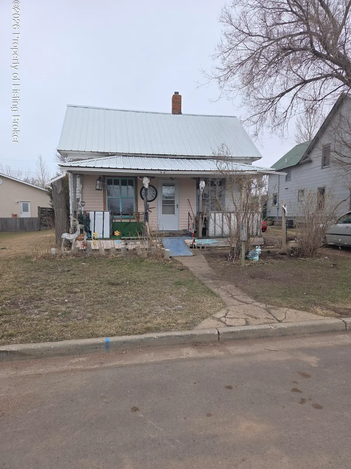 112 4th Street, Glen Ullin, ND 58631 - #1