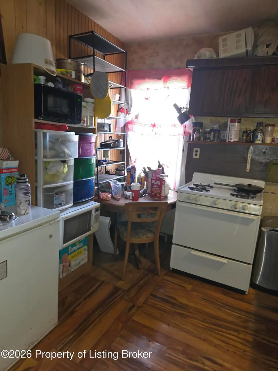 112 4th Street, Glen Ullin, ND 58631 - #2
