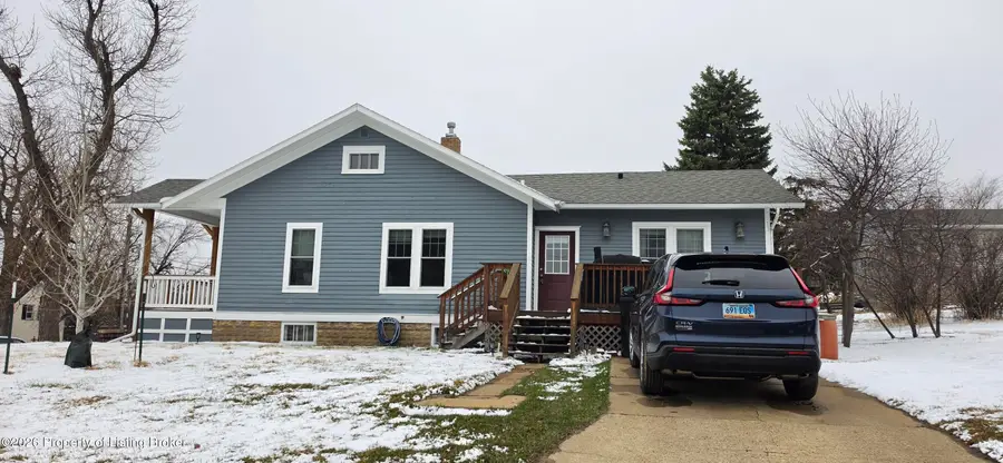 621 2nd Street, Dickinson, ND 58601 - #2