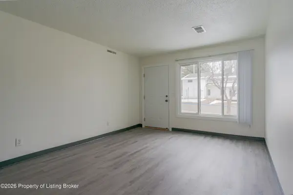 1091 17th Avenue, Dickinson, ND 58601