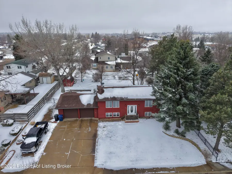 635 Spruce Street, Dickinson, ND 58601 - #2