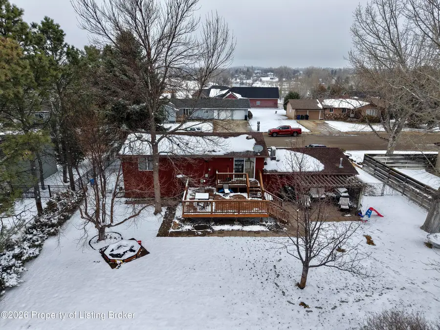 635 Spruce Street, Dickinson, ND 58601 - #3