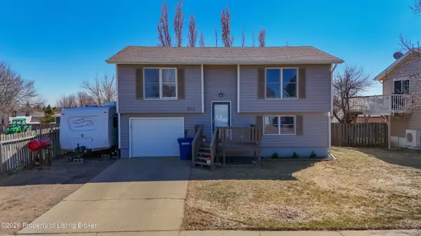 811 22nd Street, Dickinson, ND 58601