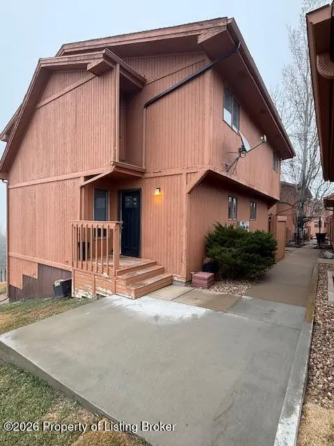 604 4th Avenue, Dickinson, ND 58601