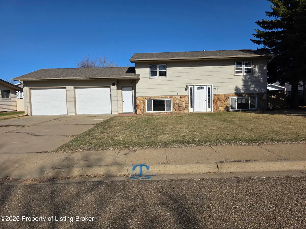 583 6th Avenue, Dickinson, ND 58601 - #1