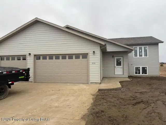 3191 Lyons Avenue, Dickinson, ND 58601 - #2