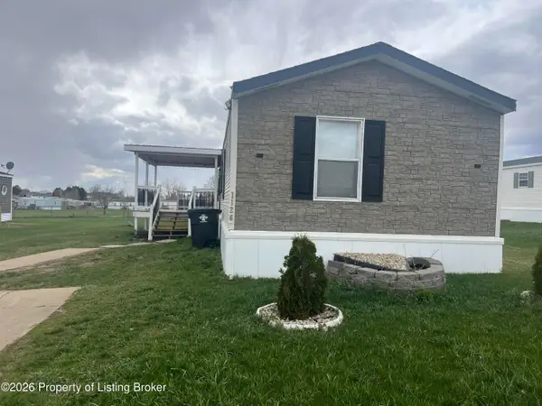 1126 6th Avenue, Dickinson, ND 58601