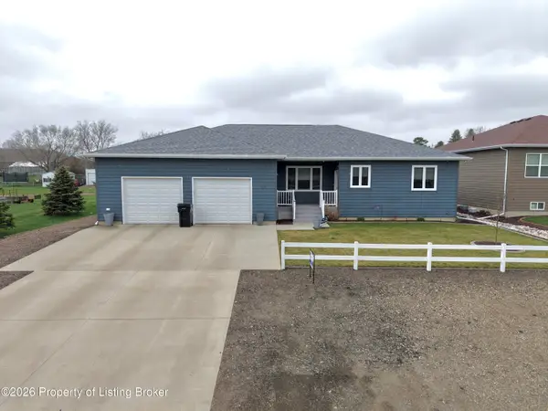 60 29th Avenue, Dickinson, ND 58601