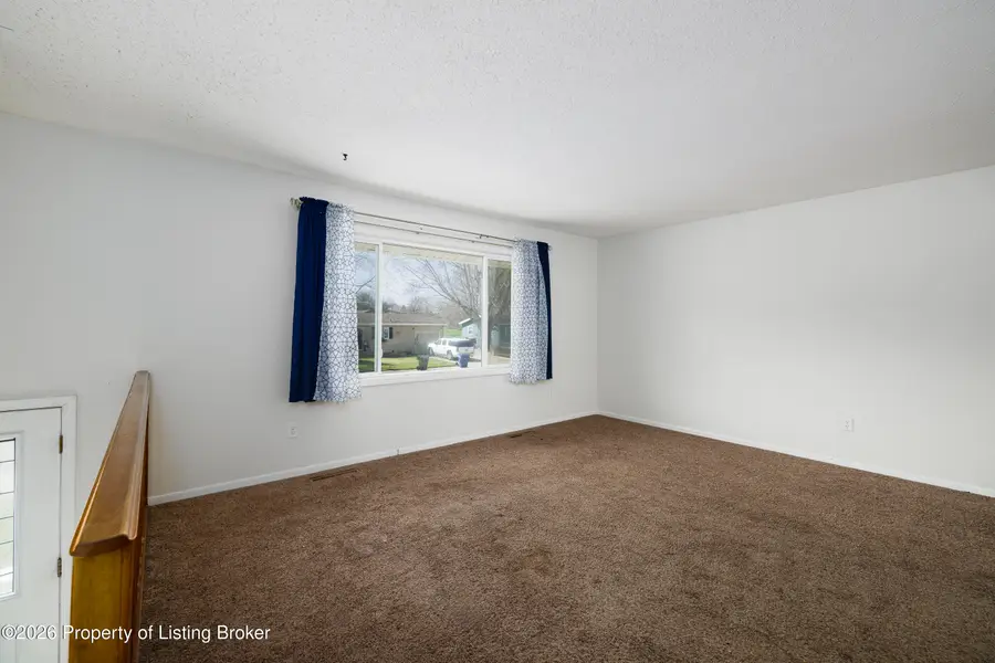 622 7th Avenue, Dickinson, ND 58601 - #3