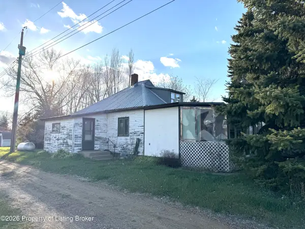 108 Montana Street, Carson, ND 58529
