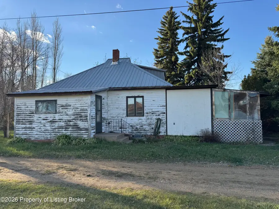 108 Montana Street, Carson, ND 58529 - #2