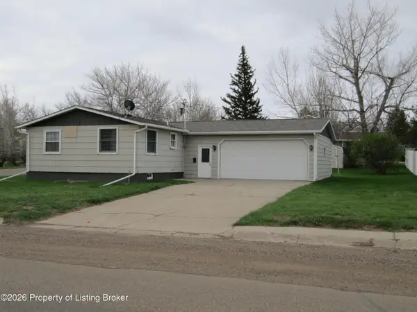57 4th Avenue, Beach, ND 58621