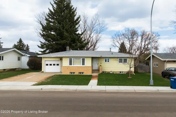 1154 Sims Street, Dickinson, ND 58601