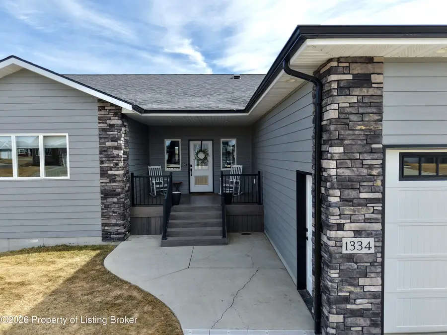 1334 46th Ave W, Dickinson, ND 58601 - #2