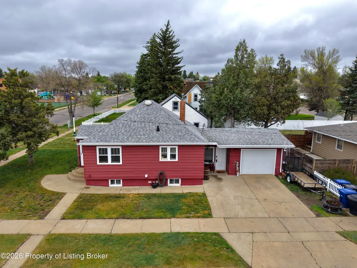 140 4th Avenue, Dickinson, ND 58601 - #1
