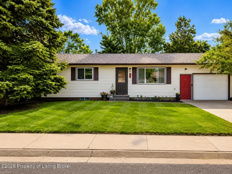 756 4th Avenue, Dickinson, ND 58601 - #3