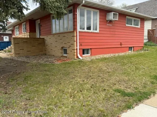406 2nd Street, Dickinson, ND 58601 - #2