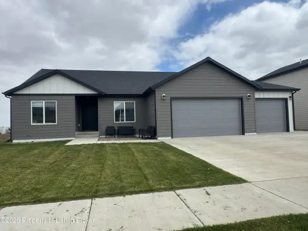 1234 9th Street, Watford City, ND 58854