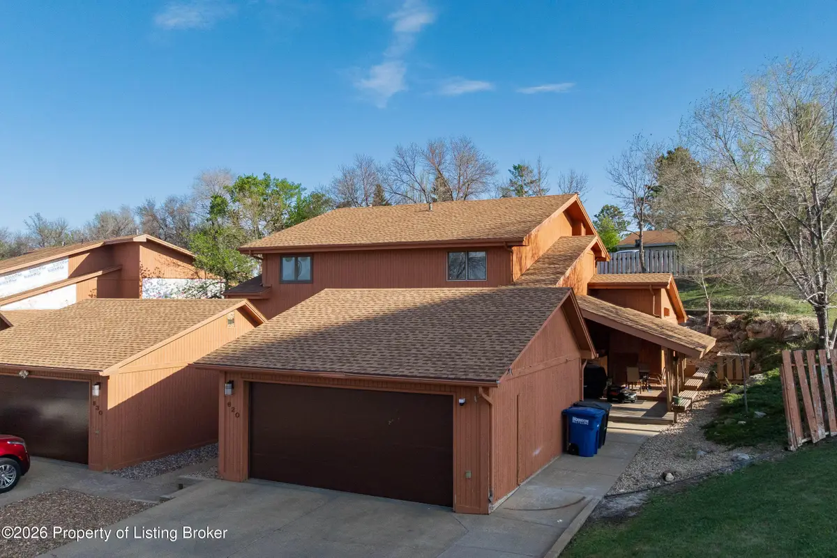 620 4th Avenue, Dickinson, ND 58601 - #1