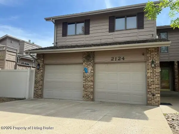 2124 Prairie Avenue, Dickinson, ND 58601