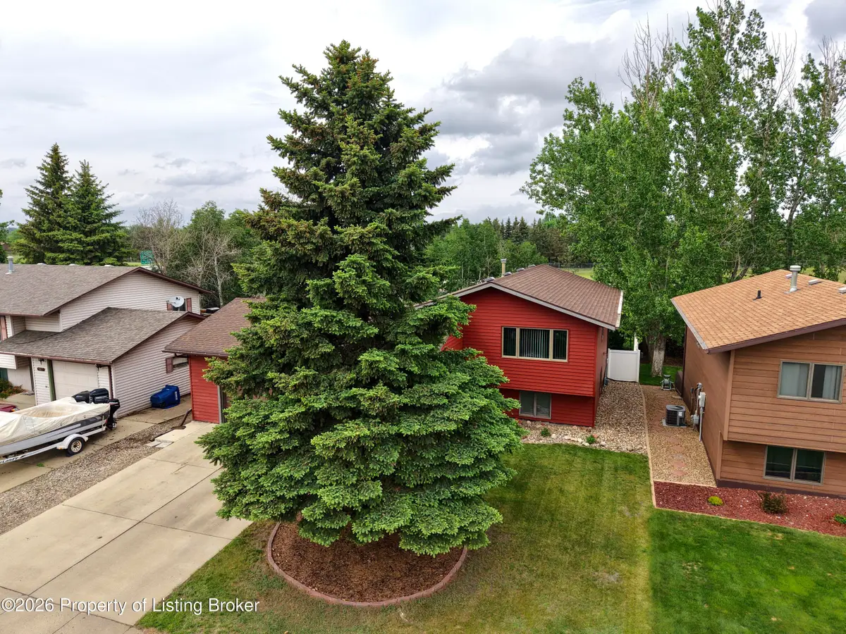 583 13th Street, Dickinson, ND 58601 - #1