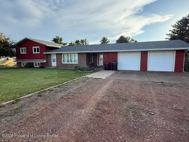 3711 114th Avenue, Dickinson, ND 58601 - #1