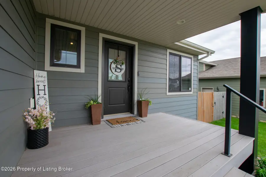 2242 Arapaho Court, Dickinson, ND 58601 - #3