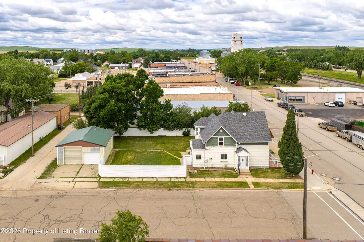 725 Main Street, Hebron, ND 58638 - #1