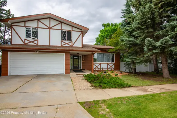 509 6th Street, Dickinson, ND 58601