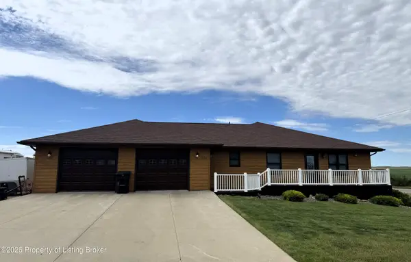 199 N 11th Avenue, Hettinger, ND 58639