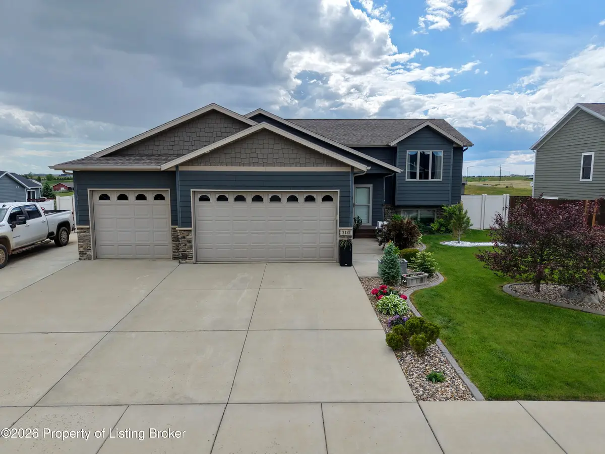 3121 Stephanie Drive, Dickinson, ND 58601 - #1