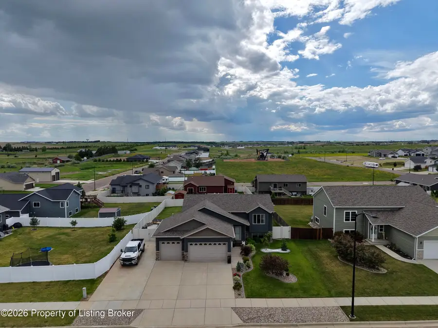 3121 Stephanie Drive, Dickinson, ND 58601 - #3