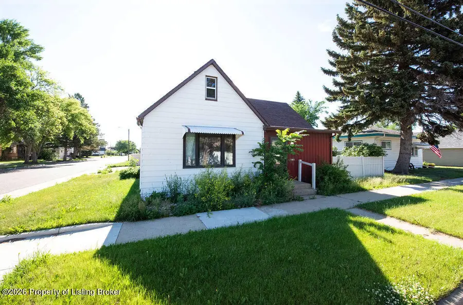 103 3rd Avenue, Dickinson, ND 58601 - #2