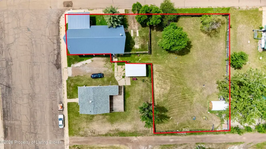 112 Pacific Avenue, Mott, ND 58646 - #3