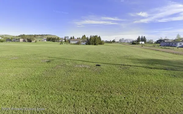 12th Avenue, Hettinger, ND 58639