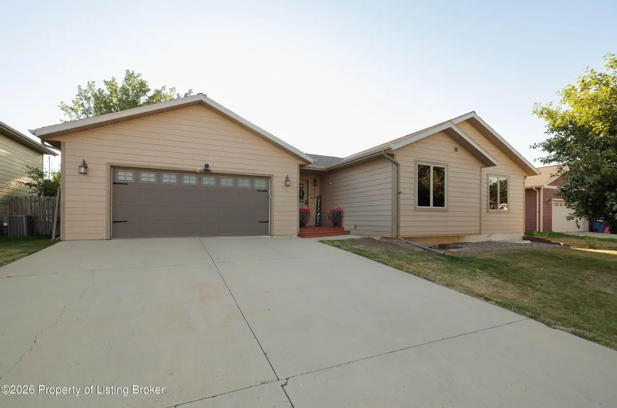 640 4th Avenue, Dickinson, ND 58601 - #1