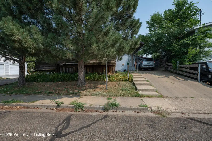 420 7th Street, Dickinson, ND 58601 - #3