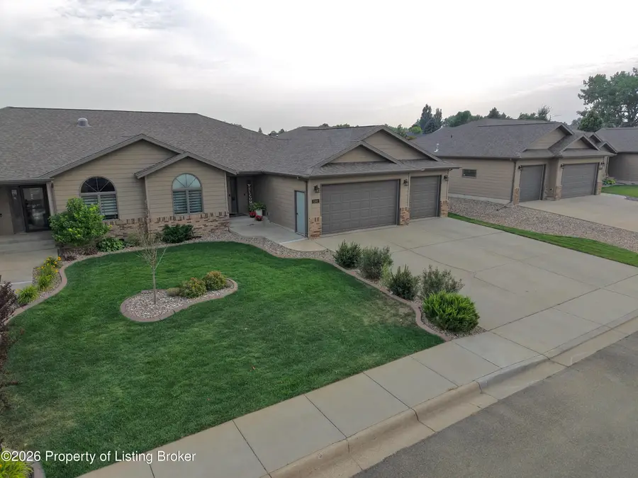 1392 6th Street, Dickinson, ND 58601 - #2