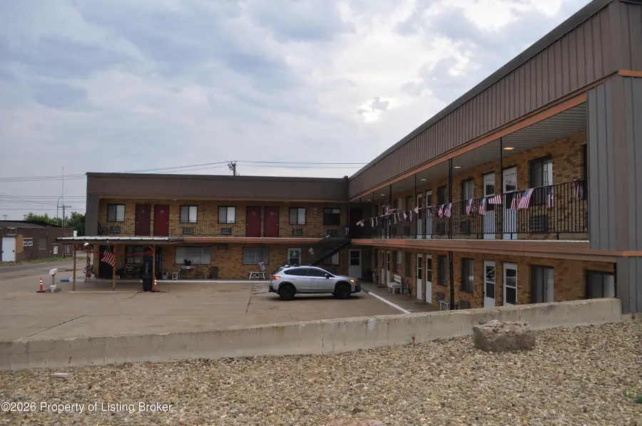 508 3rd Avenue, Hettinger, ND 58639 - #2
