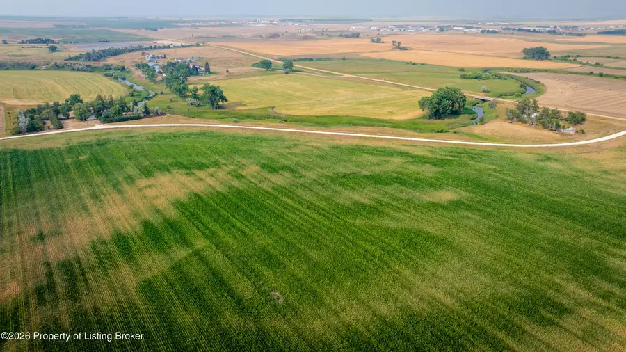 3125 112th Avenue, Dickinson, ND 58601 - #3