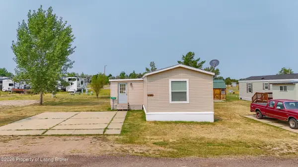 735 Palomino Lane, Dickinson, ND 58601