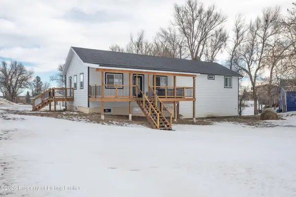 152 1st Avenue, Killdeer, ND 58640