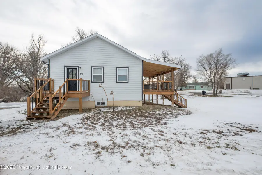 152 1st Avenue, Killdeer, ND 58640 - #3