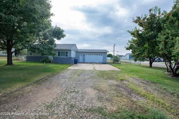610 1st Avenue, Dickinson, ND 58601