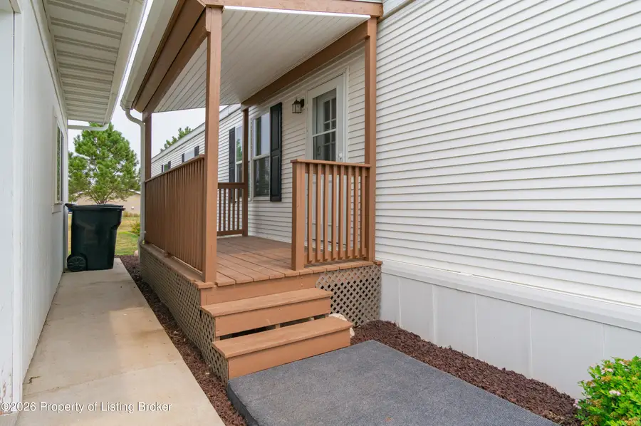 821 Chestnut Lane, Dickinson, ND 58601 - #3