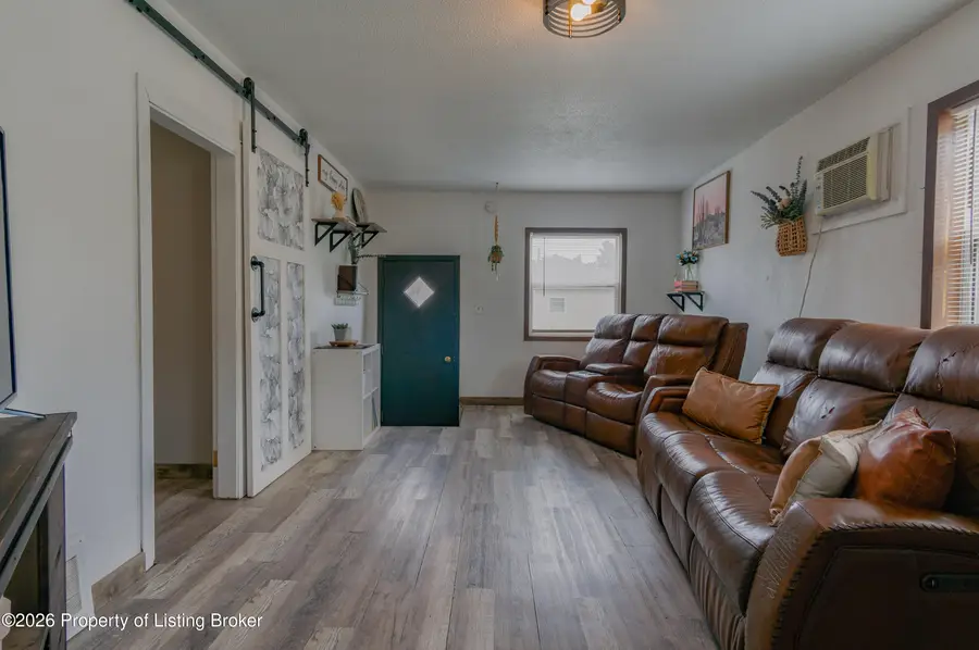 145 A Avenue, Dickinson, ND 58601 - #3