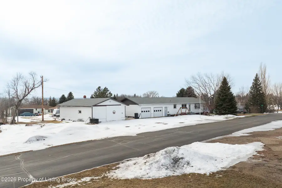 30 3rd Street, Golden Valley, ND 58541 - #3